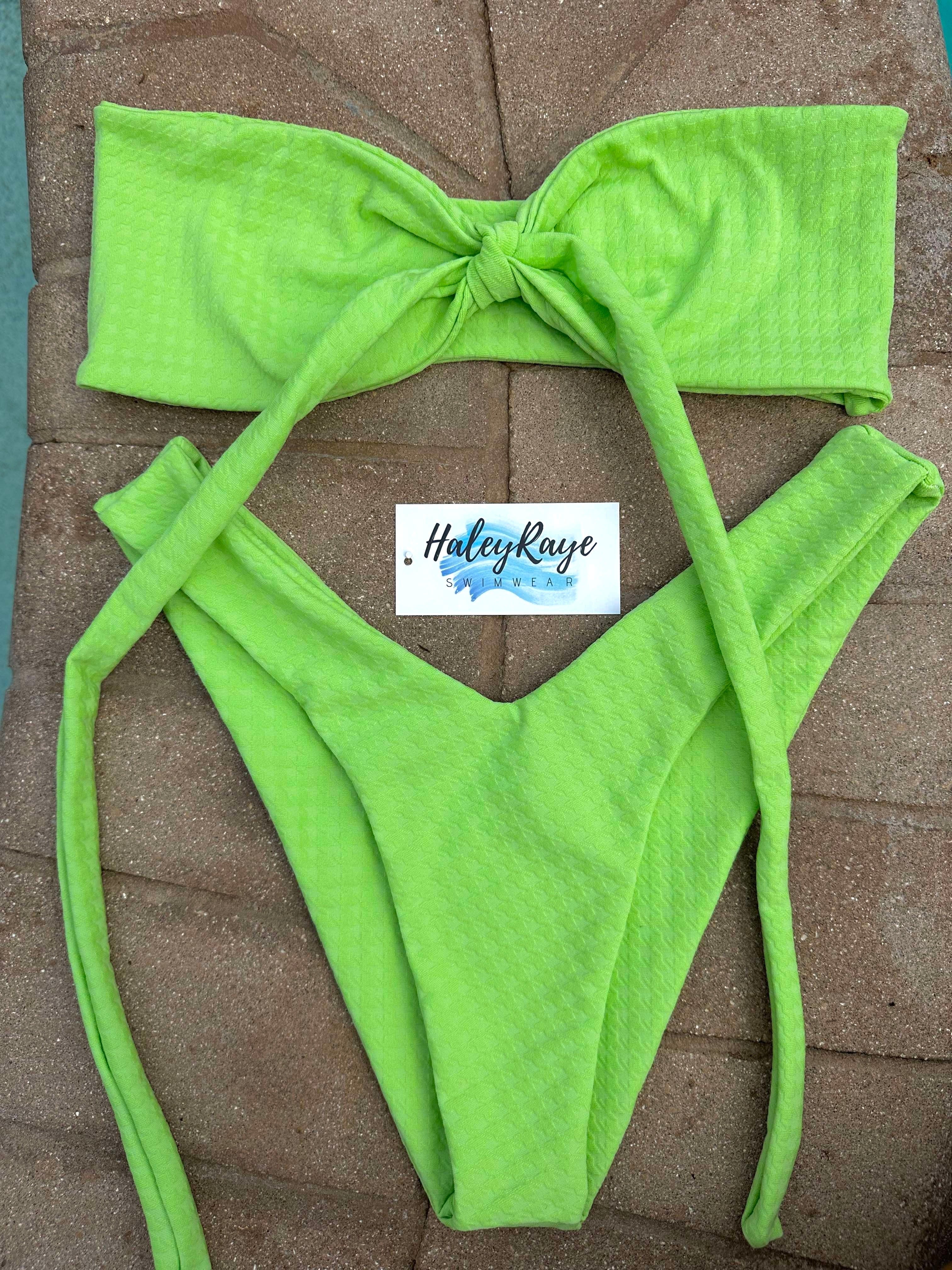 LIME PRINT: MILLIE TOP SIZE SMALL AND LARGE